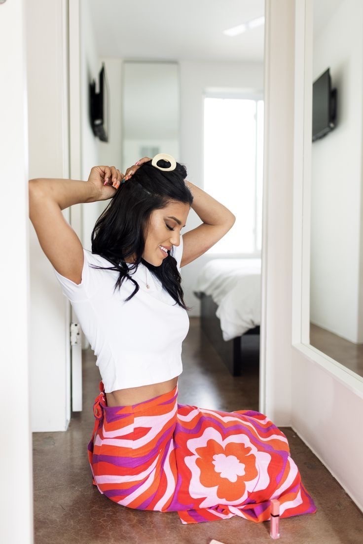 How To Use A Hair Oil With An Oily Scalp